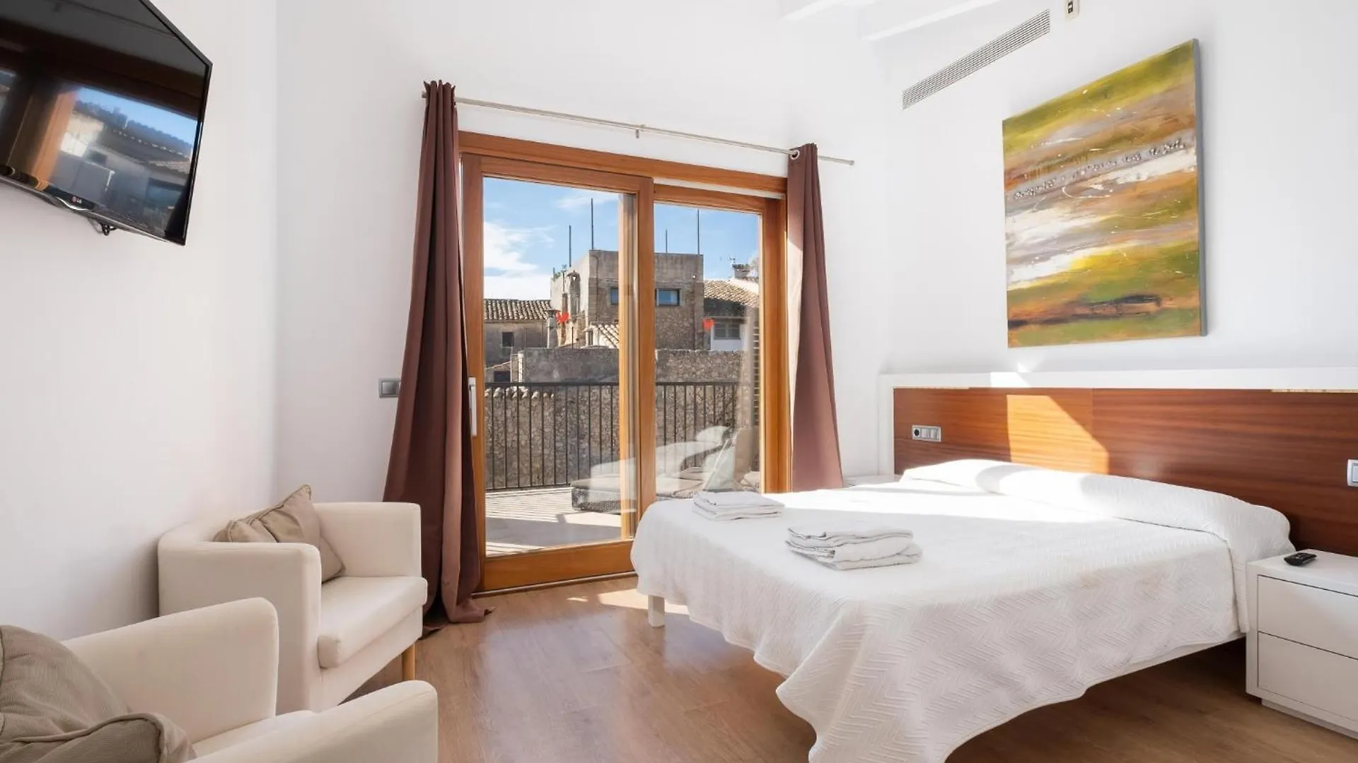 Townhouse San Sebastia By Sunvillas Mallorca Pollença Hébergement de vacances